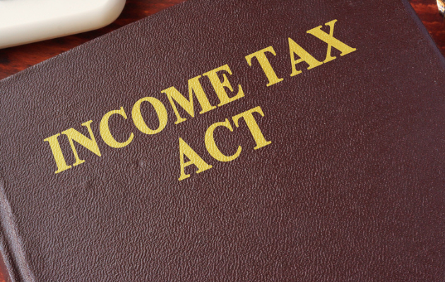 आयकर विभाग की ठेकेदारों पर छापेमारी, करोड़ों की संपत्ति जब्त