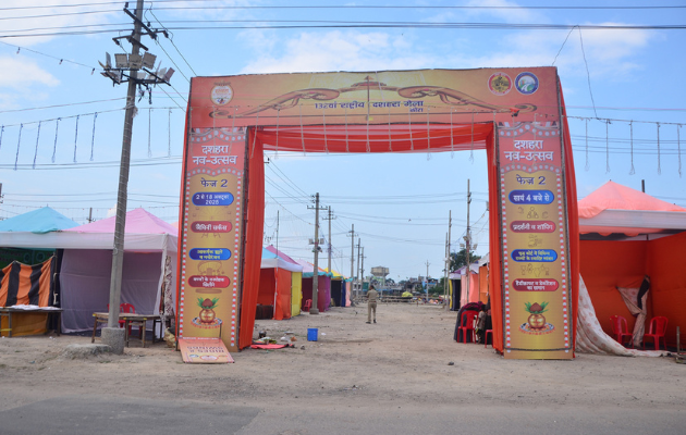 दशहरा मैदान में फेज-2 में दुकानें खाली, झूले भी नहीं लगे दशहरा मैदान में फेज-2 में दुकानें खाली, झूले भी नहीं लगे
