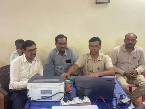 झुंझुनू में तकनीकी विशेषज्ञ ने 10 हजार की रिश्वत लेते हुए किया गया गिरफ्तार