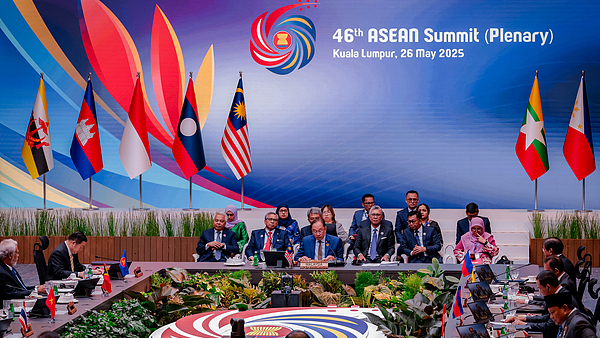 कुआलालंपुर में आज से आसियान शिखर सम्मेलन की शुरुआत