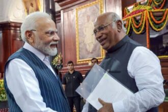 प्रधानमंत्री मोदी ने मल्लिकार्जुन खरगे से स्वास्थ्य पर की चर्चा