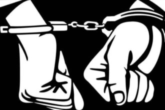 मुख्य सचिव बनकर कलेक्टर को फोन करने वाला युवक गिरफ्तार