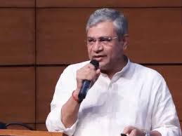 केंद्र ने 8वें वेतन आयोग के गठन को दी मंजूरी