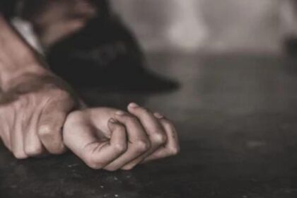 होटल में अश्लील वीडियो की धमकी देकर दुष्कर्म किया गया