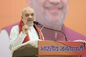 नक्सलवाद अब समाप्ति की ओर : अमित शाह नक्सलवाद अब समाप्ति की ओर : अमित शाह