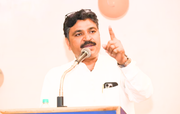 किसानों को बिजली कनेक्शन में देरी पर टीकाराम जूली का भाजपा पर आरोप