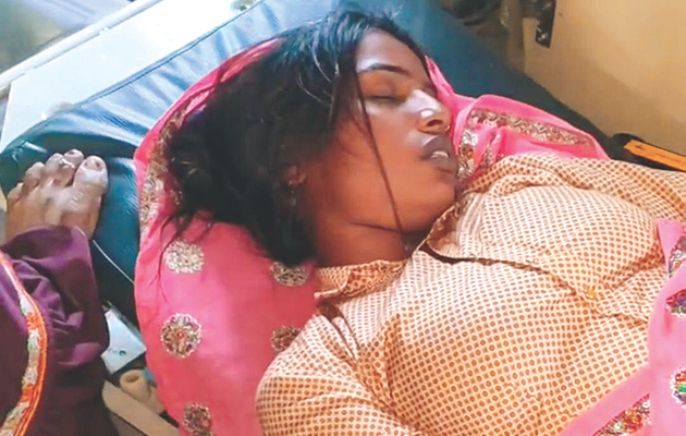 दहेज की मांग को लेकर गर्भवती महिला की पिटाई का मामला