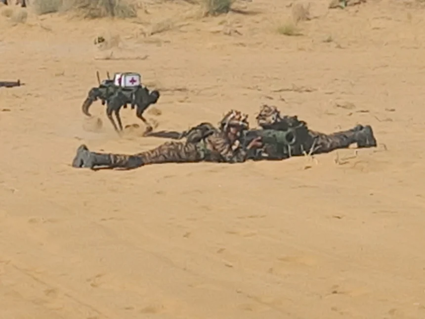 जैसलमेर में आर्मी और एयरफोर्स ने युद्धाभ्यास में दिखाई ताकत