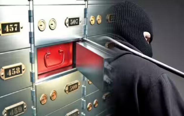 बीकानेर में बैंक में घुसकर चोर ने बंदूक और कारतूस चुराए