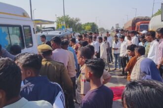 रोडवेज बस की चपेट में आकर दंपती की मौत