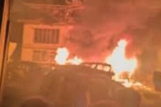 कश्मीर में विस्फोट से पुलिस अधिकारी सहित 9 की मौत