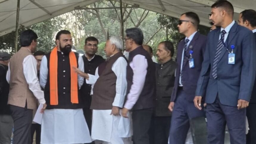 20 नवंबर को शपथ ग्रहण समारोह की तैयारियों का जायजा लिया नीतीश कुमार ने