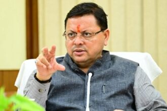 मुख्यमंत्री धामी ने बूढ़ी दिवाली पर रुद्रप्रयाग में आपदा प्रभावितों के साथ बिताया समय