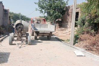 गोगरा गांव में 70 साल बाद हर घर में पहुंचेगा पानी, महिलाओं में खुशी