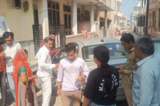 सैनिक कॉलोनी की ओर जा रही कार दुर्घटनाग्रस्त, चार लोग घायल