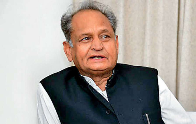 राजस्थान में सड़क दुर्घटनाओं पर अशोक गहलोत की चिंता और कार्रवाई की मांग