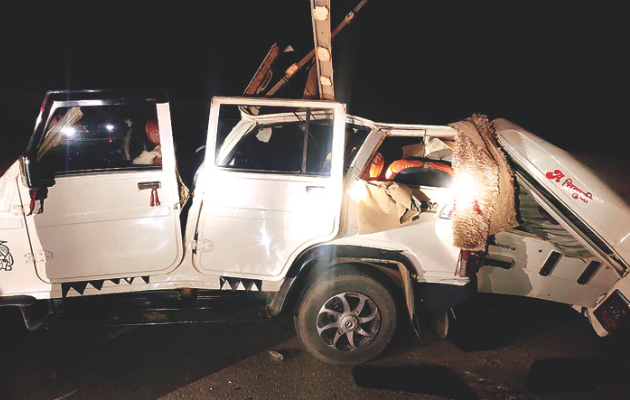 जयपुर में एसयूवी दुर्घटना, दो की मौत और तीन घायल