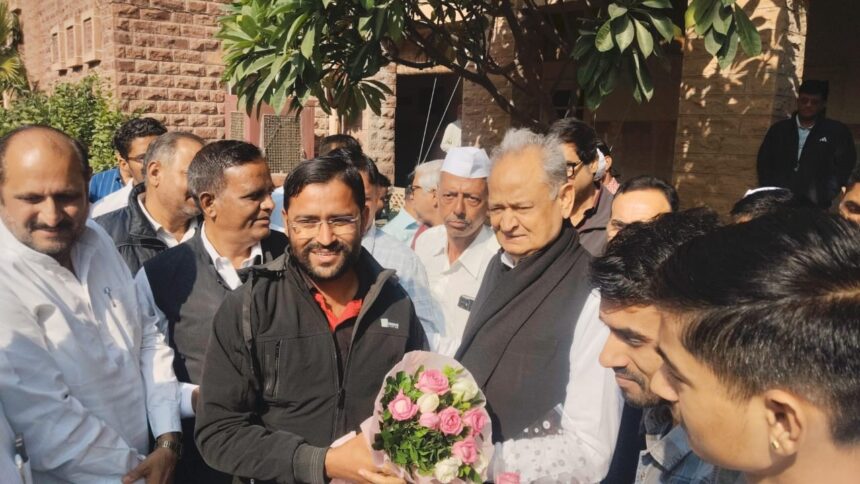 गहलोत ने एसआईआर पर उठाए गंभीर सवाल, जनता में बढ़ा अविश्वास