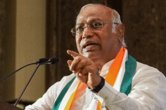 बिहार में महागठबंधन सरकार बनाने की खड़गे की अपील