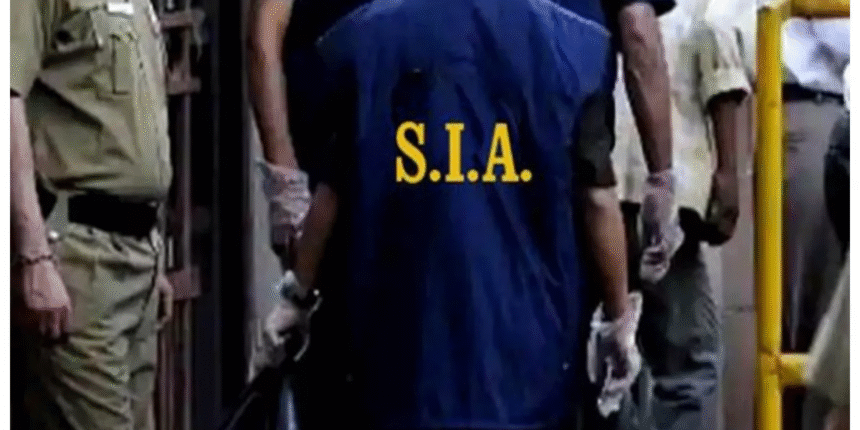 जम्मू कश्मीर में एसआईए की छापेमारी, कश्मीर टाइम्स दफ्तर से हथियार बरामद