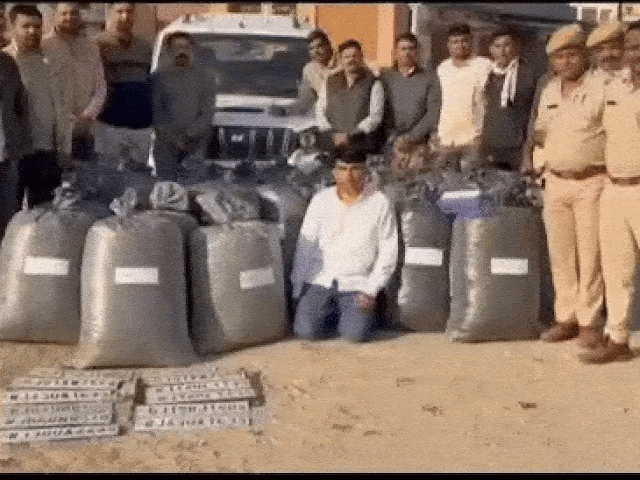 गर्लफ्रेंड के खर्चों के लिए तस्करी में लिप्त युवक गिरफ्तार