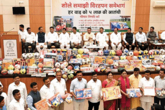 कोटा में पार्षदों को खेल सामग्री का एक लाख का आवंटन